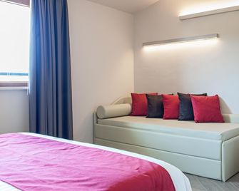 Hotel Los Angeles - Asís - Sala de estar