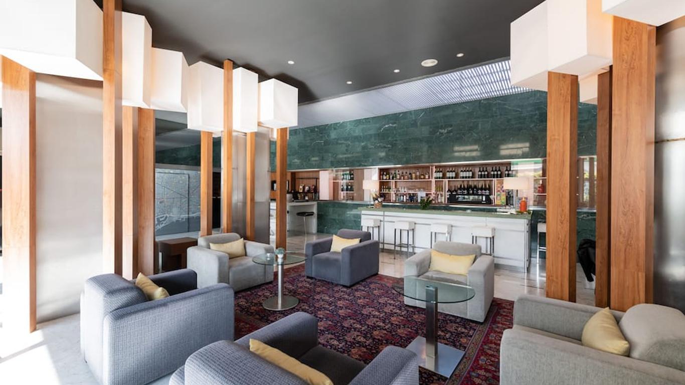 أتينيا للشقق الفندقية