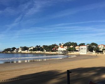 History Of Escape At Belvedere, Beaches And Center On Foot, Terrace / Parking - Saint-Palais-sur-Mer - Plage