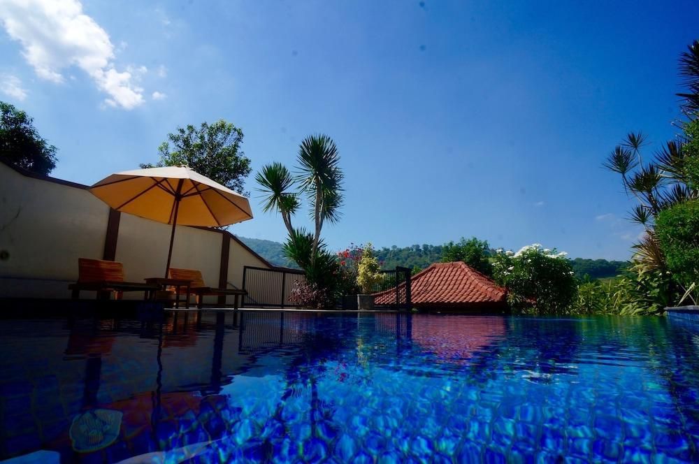 Villa Mataano - Senggigi - Piscina