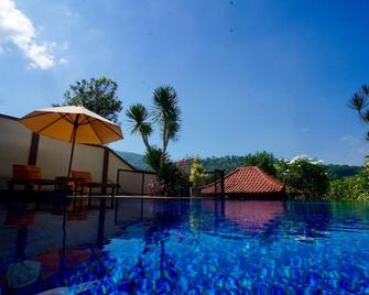 Villa Mataano - Senggigi - Pool