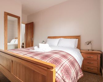33 Crescent Gardens - Bath