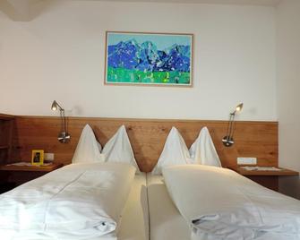 Haus Altenberger By We Rent, Summercard Included - Zell am See - Bedroom