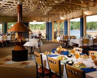 Vista on \'The Rock!\' - Mauston - Restaurant