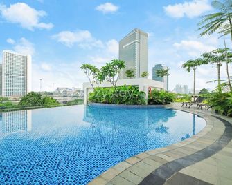 Hinare by Kozystay - Cilandak - Jakarta - Pool
