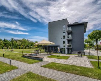 Acodomo Apartamenty - Uniejow - Building