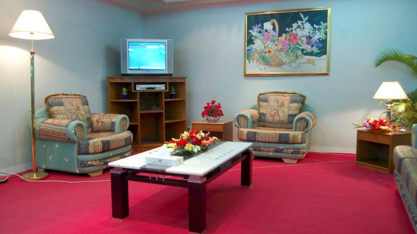 Hotel de Crystal Crown