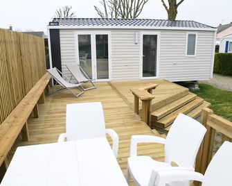 Camping Le Pré Fleuri - Le Crotoy - Patio