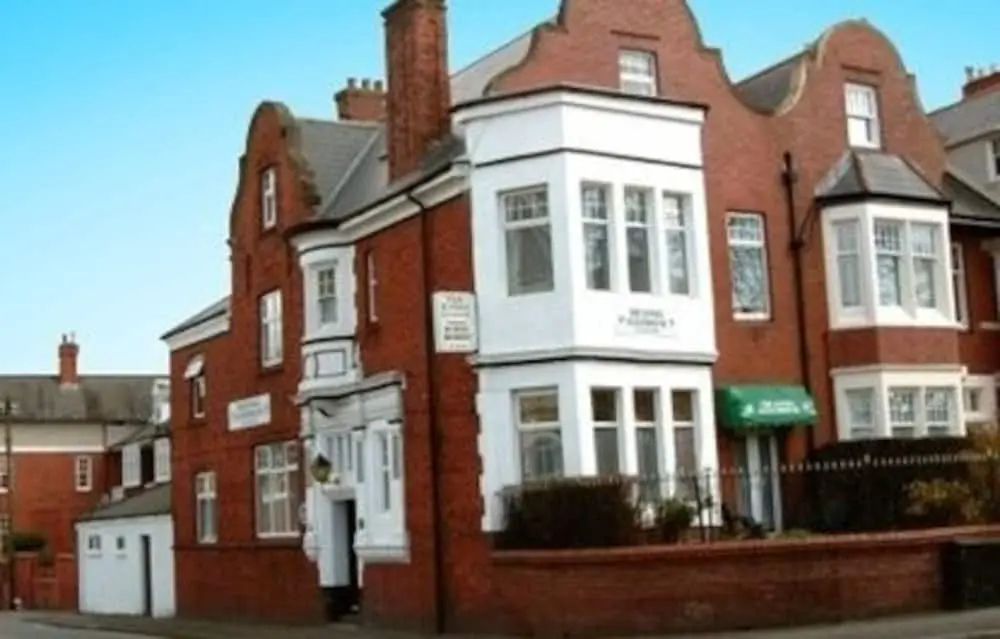 Box Guesthouse - Newport - Bâtiment