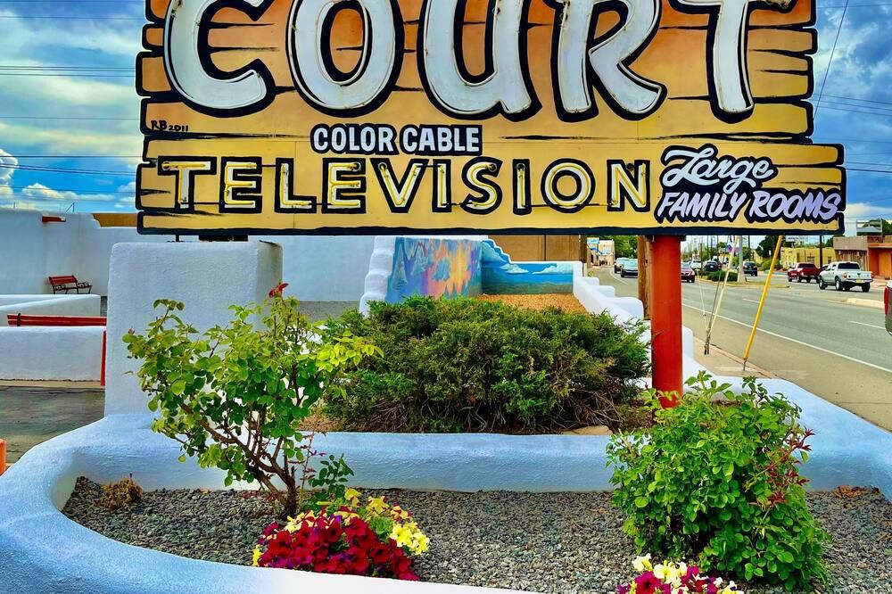 Cottonwood Court Motel - Santa Fe - Outdoor view