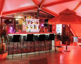 Garden Inn Resort Sevan - Sevan - Bar