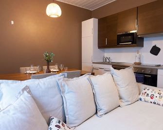 2ندهومز كوزي 1د روم هوم دبيا دريت لوكيشن - هيلسينكي - مطبخ