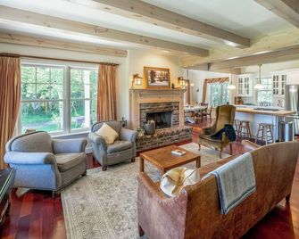 Tranquil Wyoming Cabin Near Uintas - 105 Acres! - Evanston - Obývací pokoj