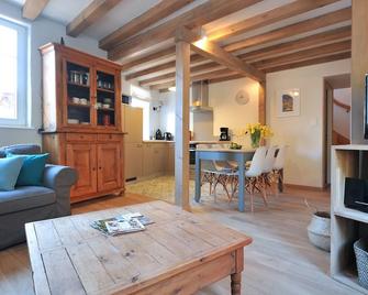 Charming cottage on the Wine Route - SPA and sauna - Gueberschwihr - Comedor
