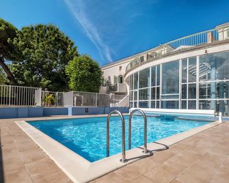 Residence P&V Premium le Palais des Gouverneurs - Saint-Martin-de-Ré - Pool