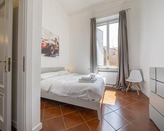 Via Emilia Centro - Stupendo Appartamento A Modena - Modena - Quarto