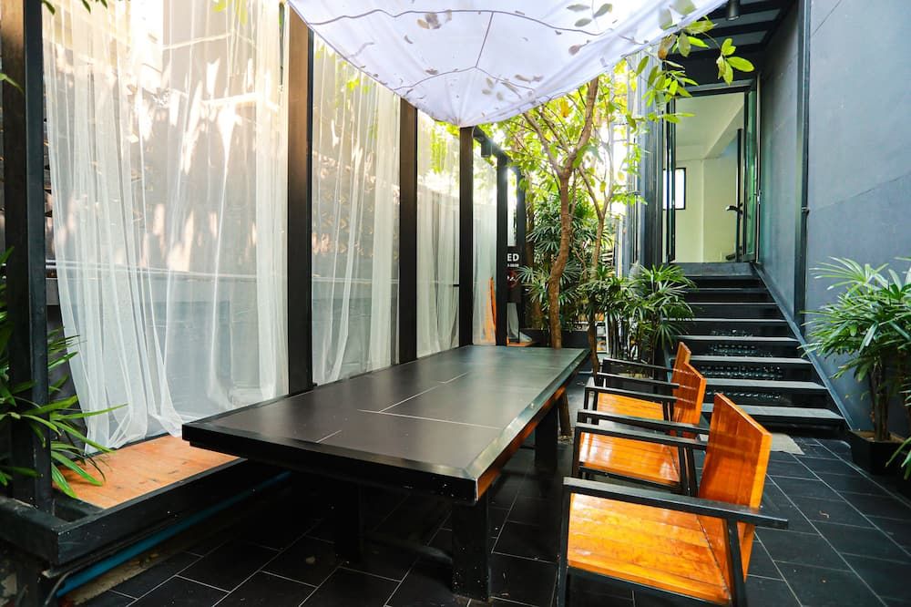 Bed Phrasingh-Adults Only