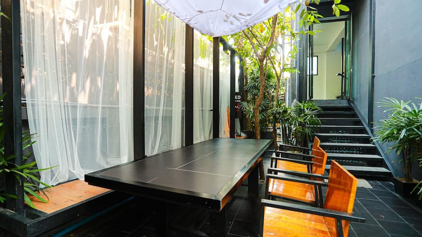 Bed Phrasingh-Adults Only