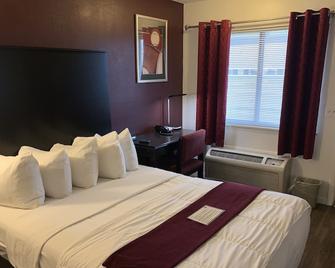 @ Michigan Inn & Lodge - Petoskey - Yatak Odası