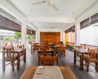 The Room Padang-padang - Kuta Selatan - Restoran