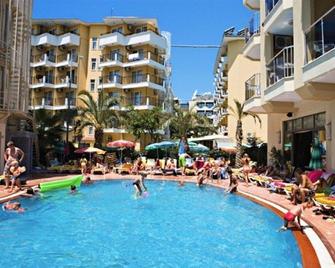 Sultan Sipahi Resort Hotel - Alanya - Zwembad