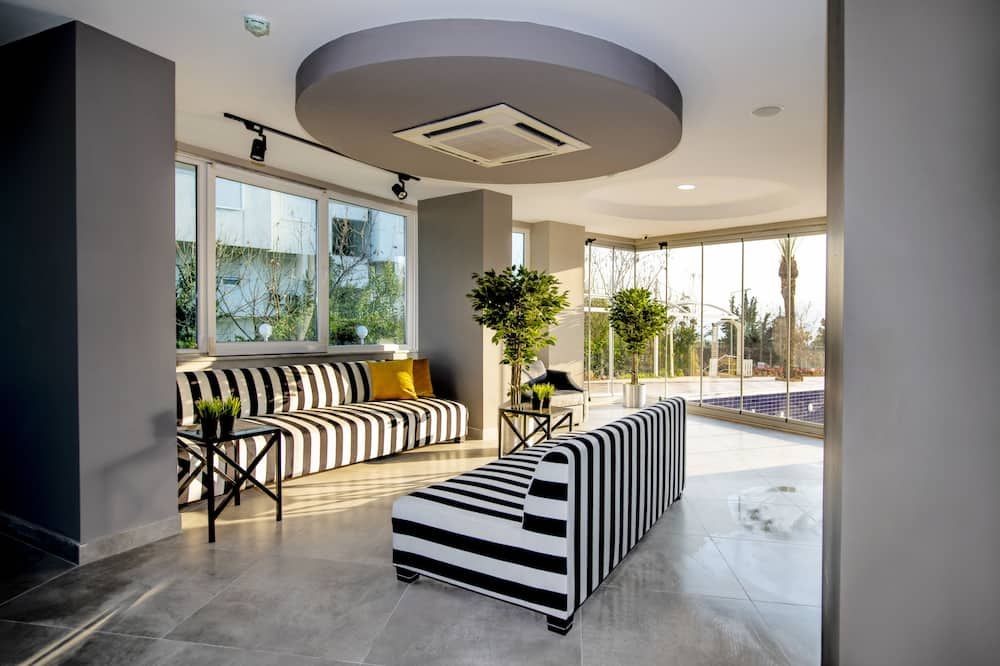 Tourist Hotel - אנטליה - לובי