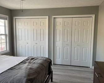 Luxury Townhome 1 Remodeled February 2021 - Bloomington - Habitación
