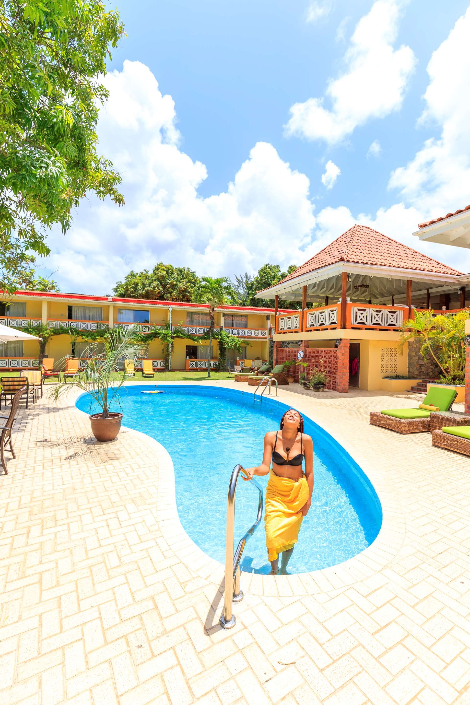Sunset Shores Beach Hotel - Kingstown
