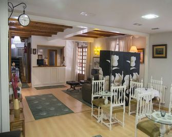 Hotel Tres Carabelas - Baiona
