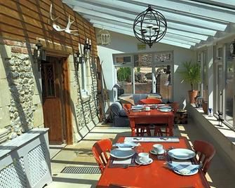 Gorse Farm House B&B - Sturminster Newton - Restaurant