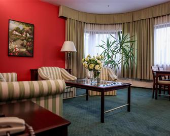 Park Hotel Diament Bielsko-Biala - Bielsko-Biala - Living room