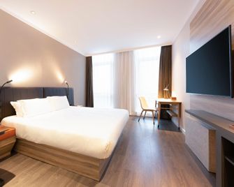 Hanting Premium Hotel Dalian Gaoxin Wanda Plaza - Dalian - Soverom