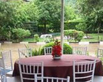 The Olive Lodge - Kafue - Patio
