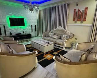 Apo Resettlement Area - Abuja - Living room
