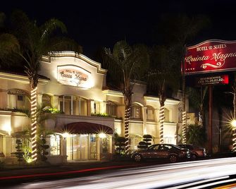 Hotel & Suites Quinta Magna - Guadalajara - Building