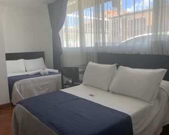 هوتل كازا جويلرمو - بوغوتا - غرفة نوم