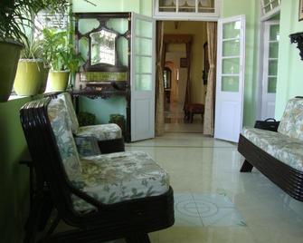 Baruah Bhavan - Guwahati - Sala de estar