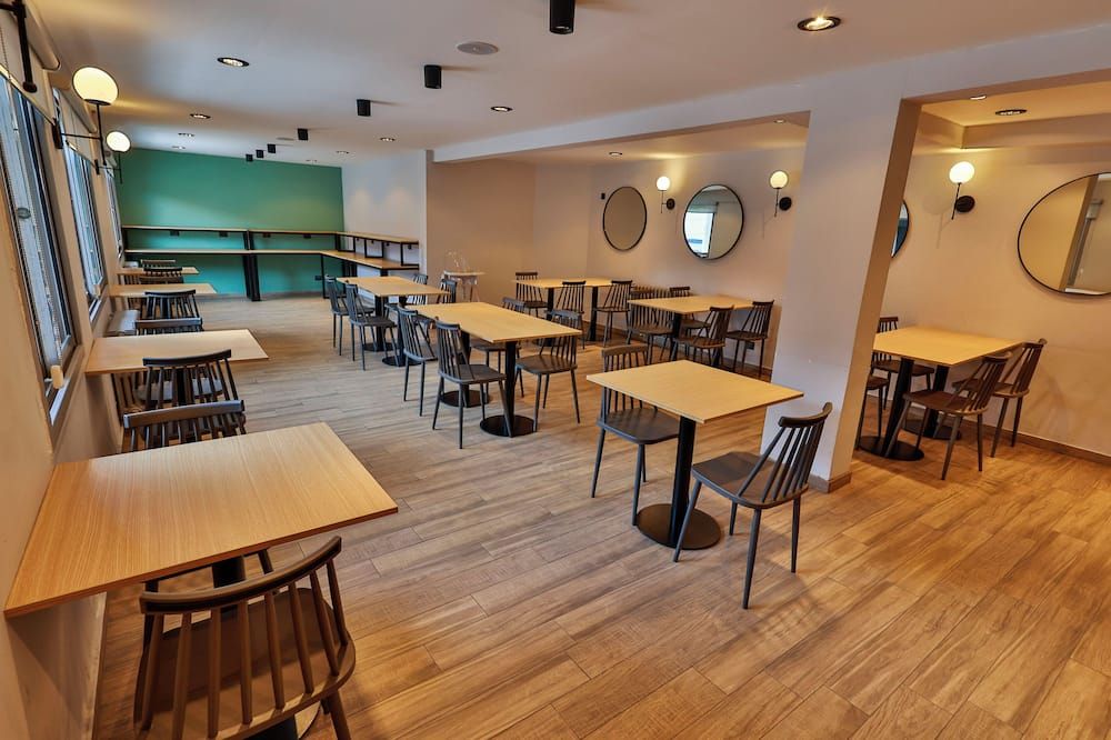 M382 Hotel Bariloche