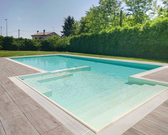 Apt In Villa With Pool 45 Min Ve Unesco Area - San Pietro di Feletto - Pool