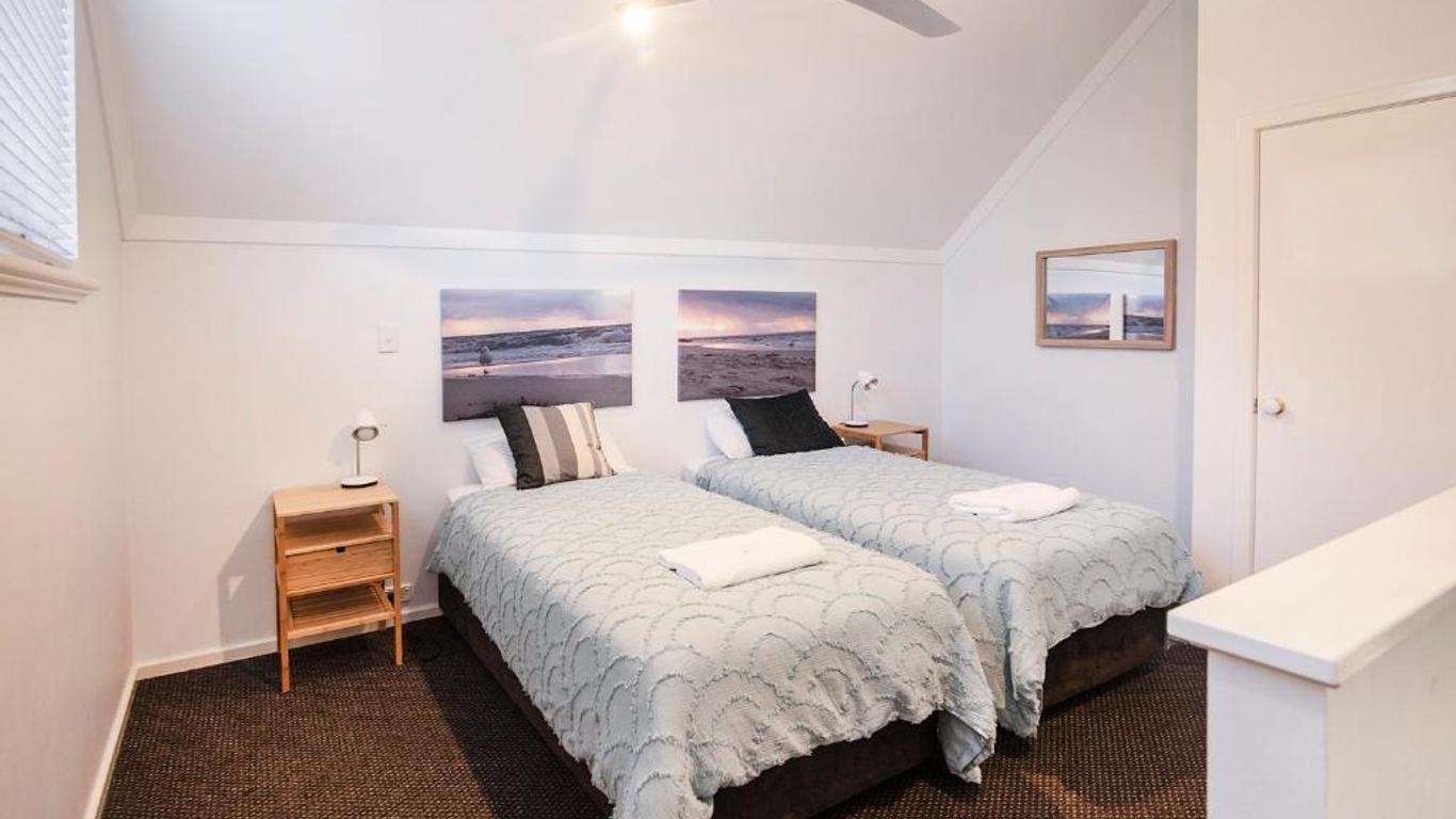 Bayshore Beachside Resort