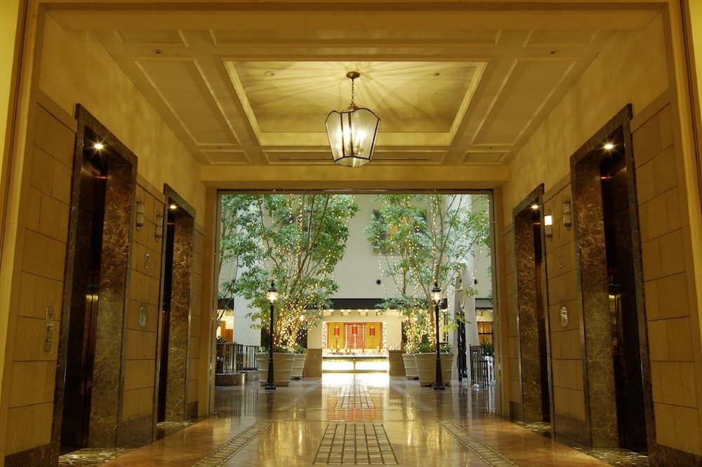 Oriental Hotel Tokyo Bay - אוראיאסו - לובי