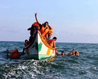 Kovalam Beach Hotel - Kovalam