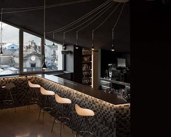 Hotel Pompaelo Plaza del Ayuntamiento & Spa - פאמפלונה - בר