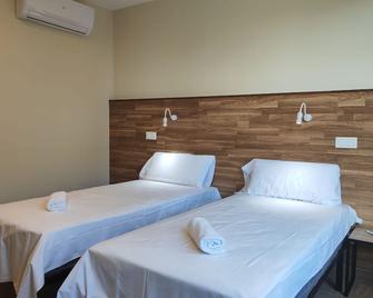 Apartahotel Golden Alcalá - Alcalá de Henares - Habitación