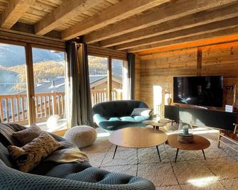 The Umami Chalet - Saint-Étienne-de-Tinée - Salon