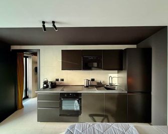 Memento B&B - Cannuzzo - Cocina