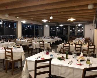 Il Paradello Albergo - Isola Albarella - Restaurante