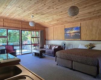 The Rocks Chalets - Takaka - Sala de estar