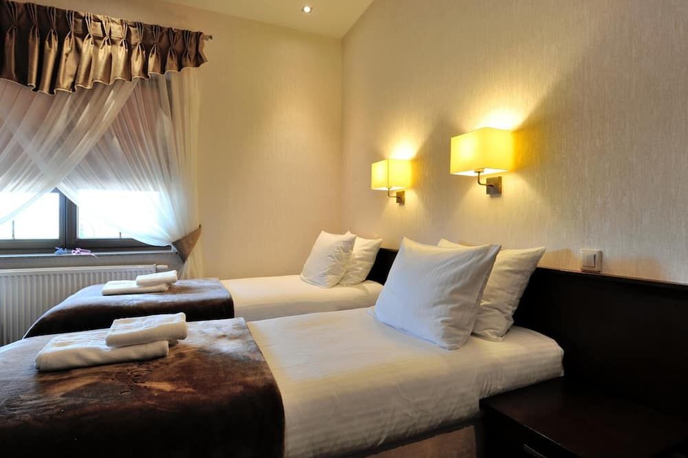 Hotel Dwór Choiny - Kazimierówka - Habitación