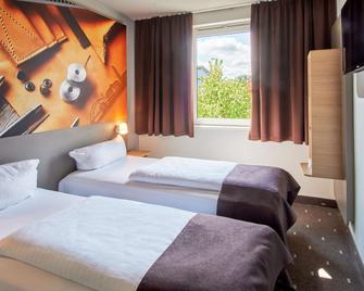 B&B Hotel Offenbach-Süd - אופנבך אם מיין - חדר שינה